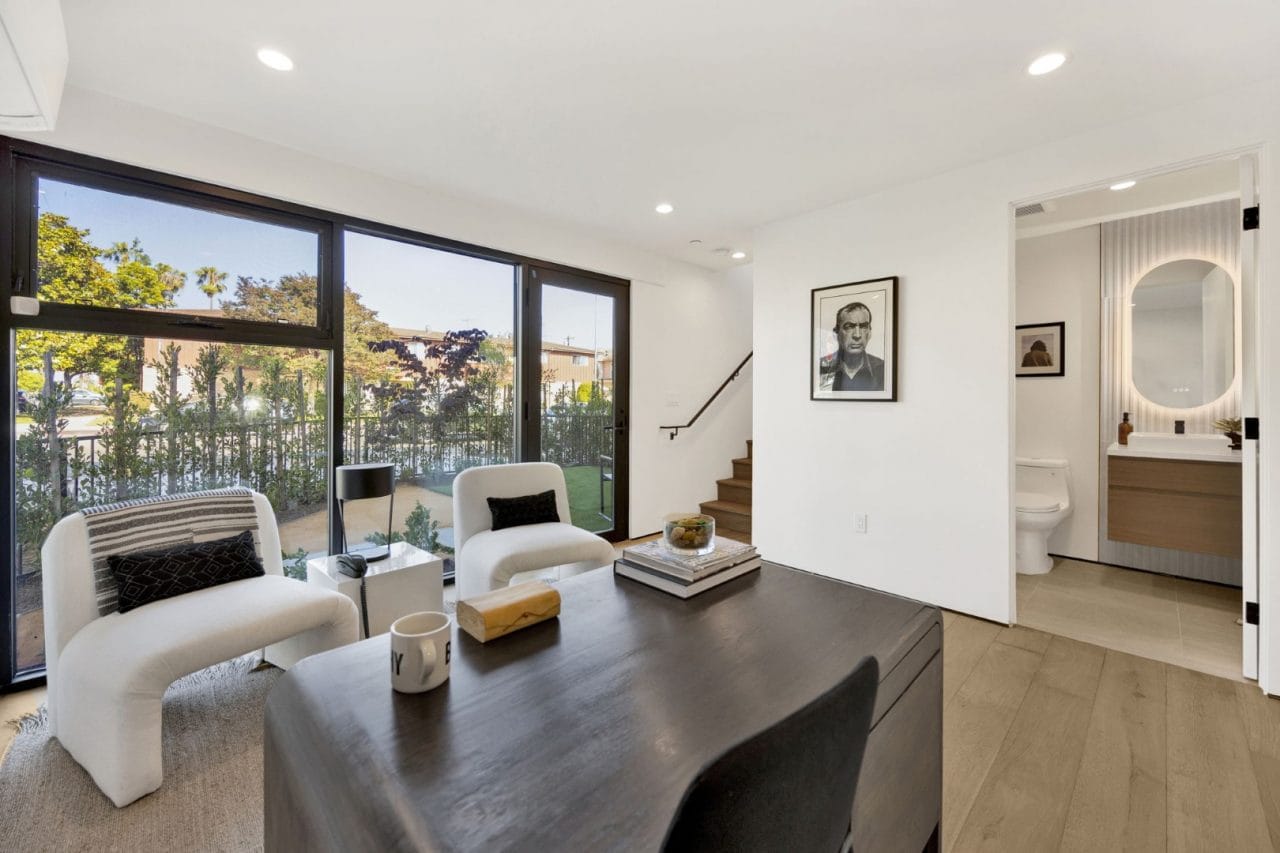 modern townhouse in los angeles